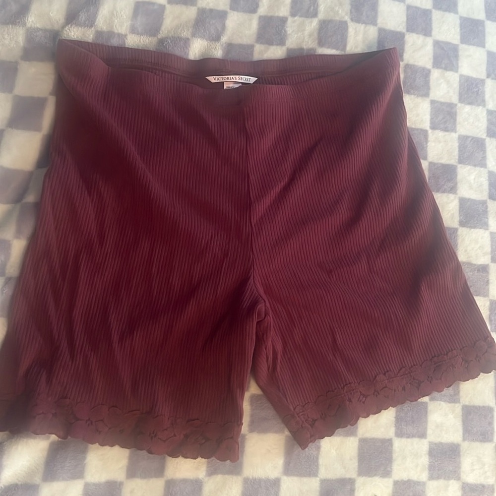 Victoria’s Secret High-Waist Ribbed Shorts w/ Lace Detail Size XL Like New🌸
